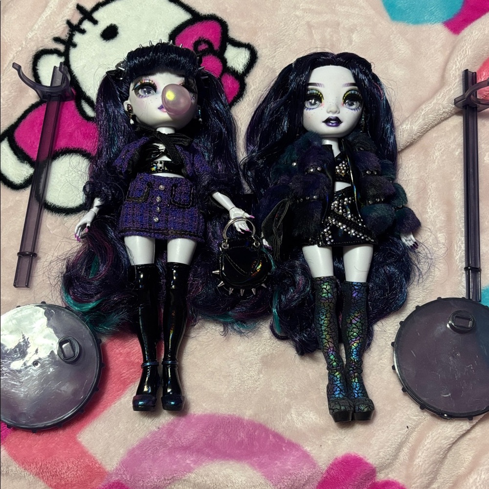 Shadow high storm twin dolls *mint condition*